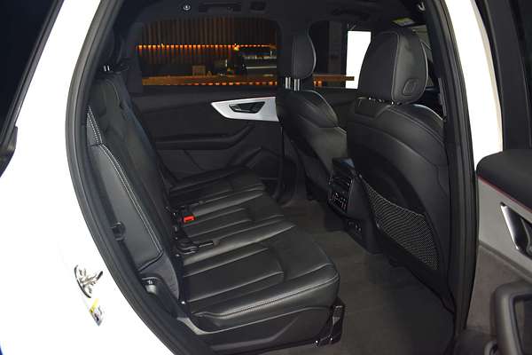 2020 Audi Q7 50 TDI S line 4M