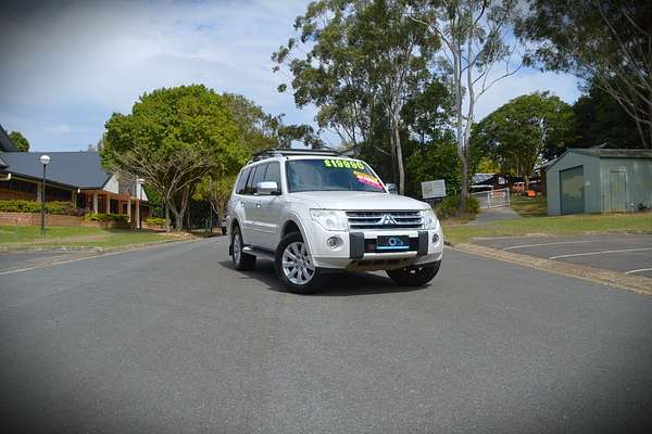 2010 Mitsubishi Pajero Exceed NT