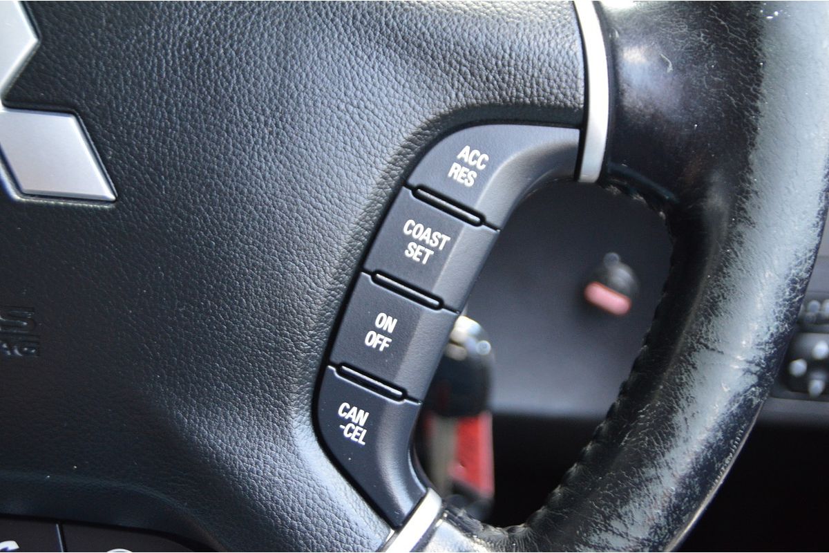 2010 Mitsubishi Pajero Exceed NT