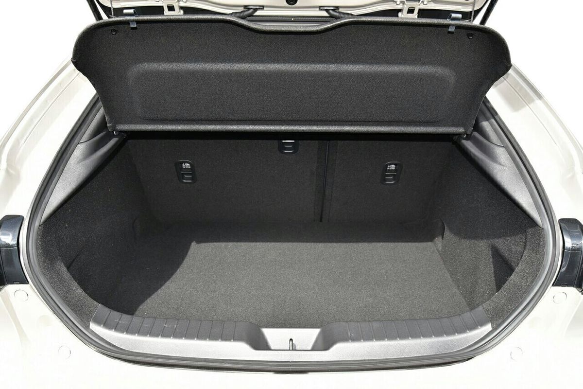 2025 Mazda 3 G20 Touring BP Series