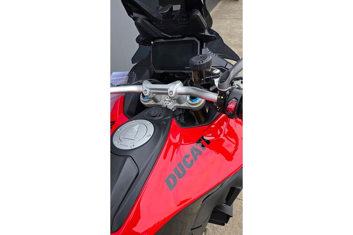 2025 Ducati Multistrada V4 Pikes Peak Multistrada