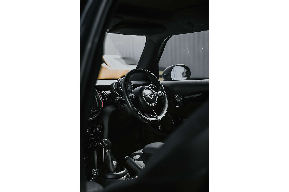 2015 MINI Hatch Cooper F55