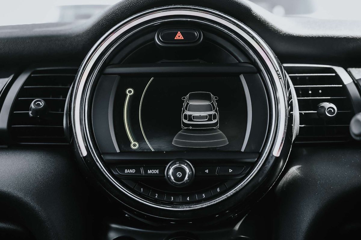 2015 MINI Hatch Cooper F55