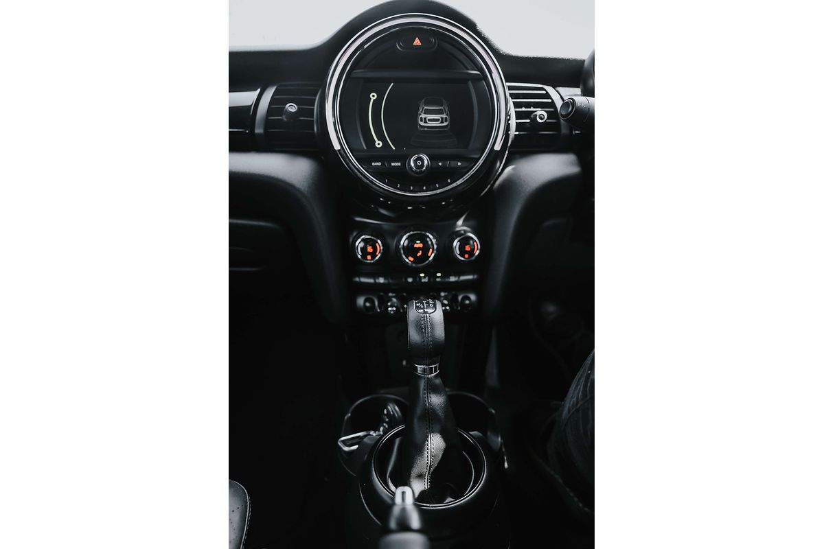 2015 MINI Hatch Cooper F55