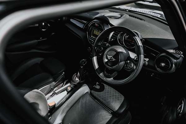 2015 MINI Hatch Cooper F55