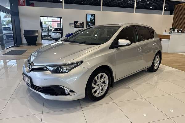 2017 Toyota Corolla Ascent Sport ZRE182R