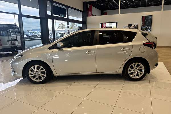 2017 Toyota Corolla Ascent Sport ZRE182R