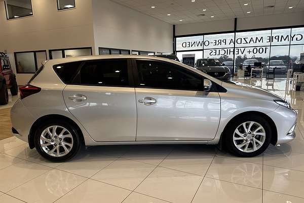 2017 Toyota Corolla Ascent Sport ZRE182R