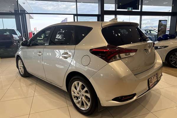 2017 Toyota Corolla Ascent Sport ZRE182R