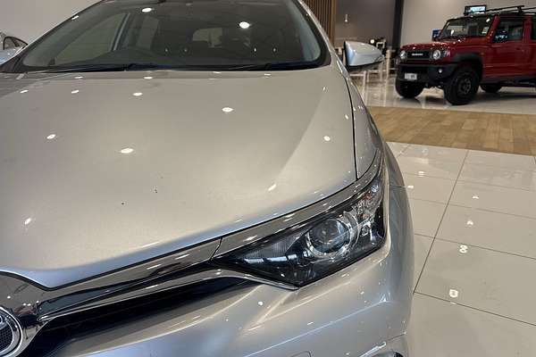 2017 Toyota Corolla Ascent Sport ZRE182R