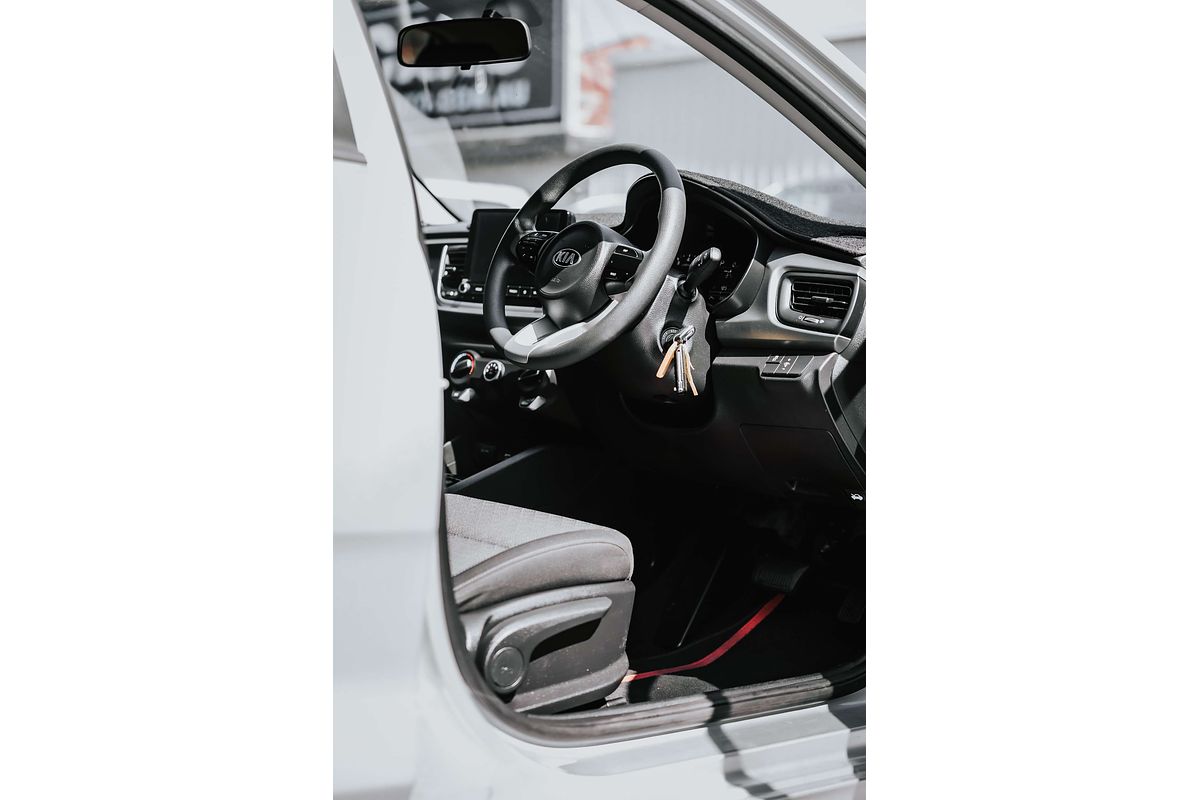 2021 Kia Rio S YB