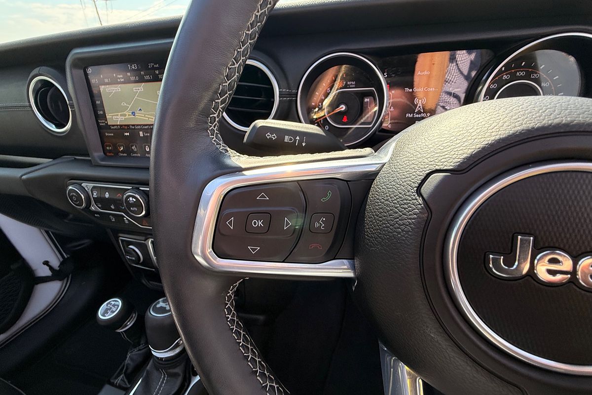 2023 Jeep Wrangler Unlimited Overland JL