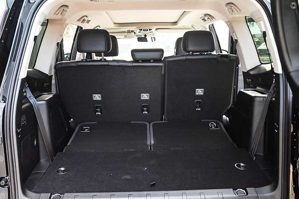 2025 GWM Tank 500 Ultra Hybrid P03