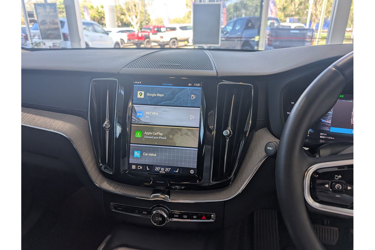 2021 Volvo XC60 B5 Inscription