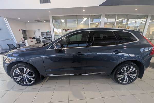 2021 Volvo XC60 B5 Inscription
