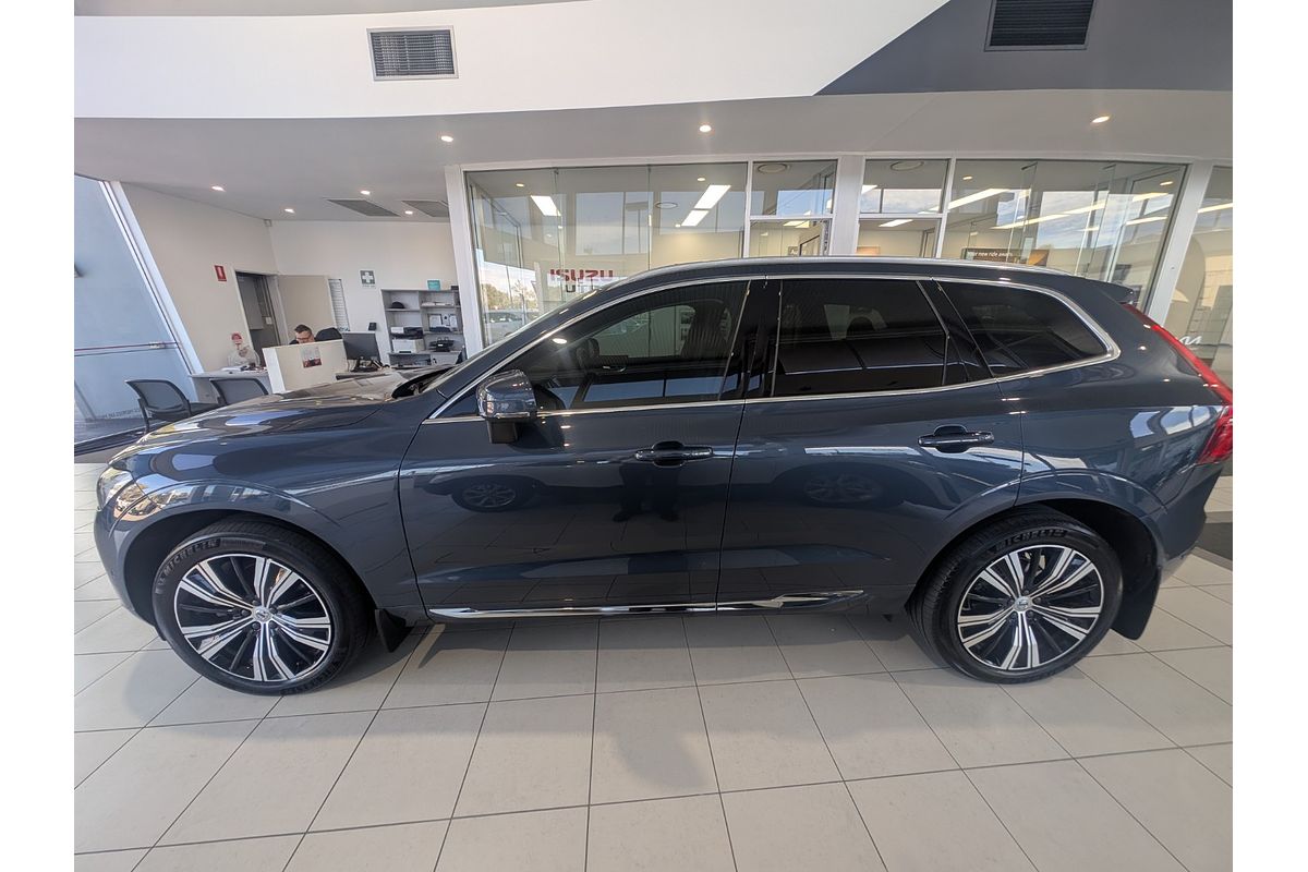 2021 Volvo XC60 B5 Inscription