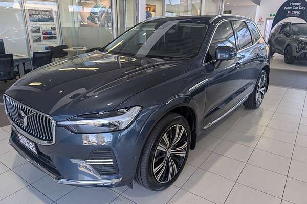 2021 Volvo XC60 B5 Inscription