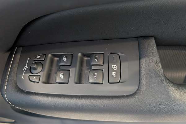 2021 Volvo XC60 B5 Inscription
