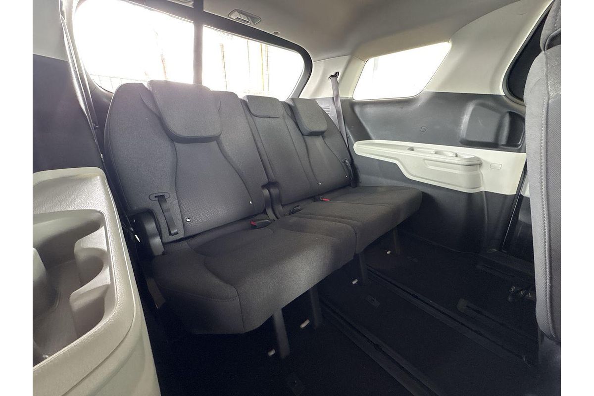 2022 Kia Carnival S KA4