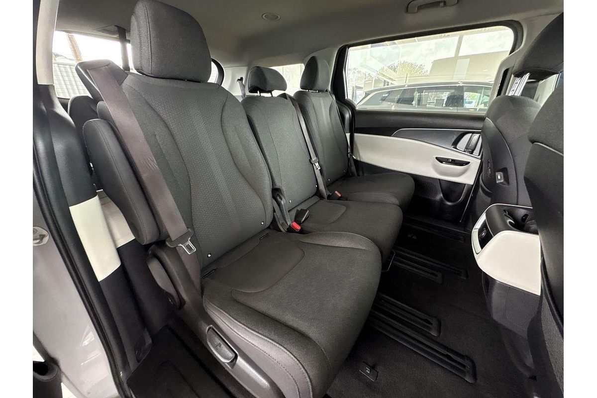 2022 Kia Carnival S KA4