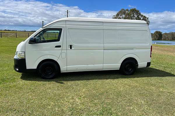 2015 Toyota Hiace KDH221R ELWB