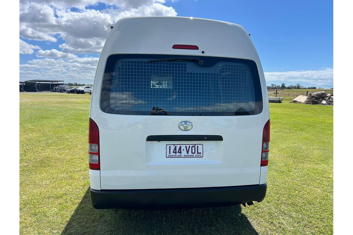 2015 Toyota Hiace KDH221R ELWB