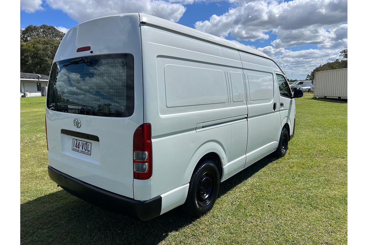 2015 Toyota Hiace KDH221R ELWB