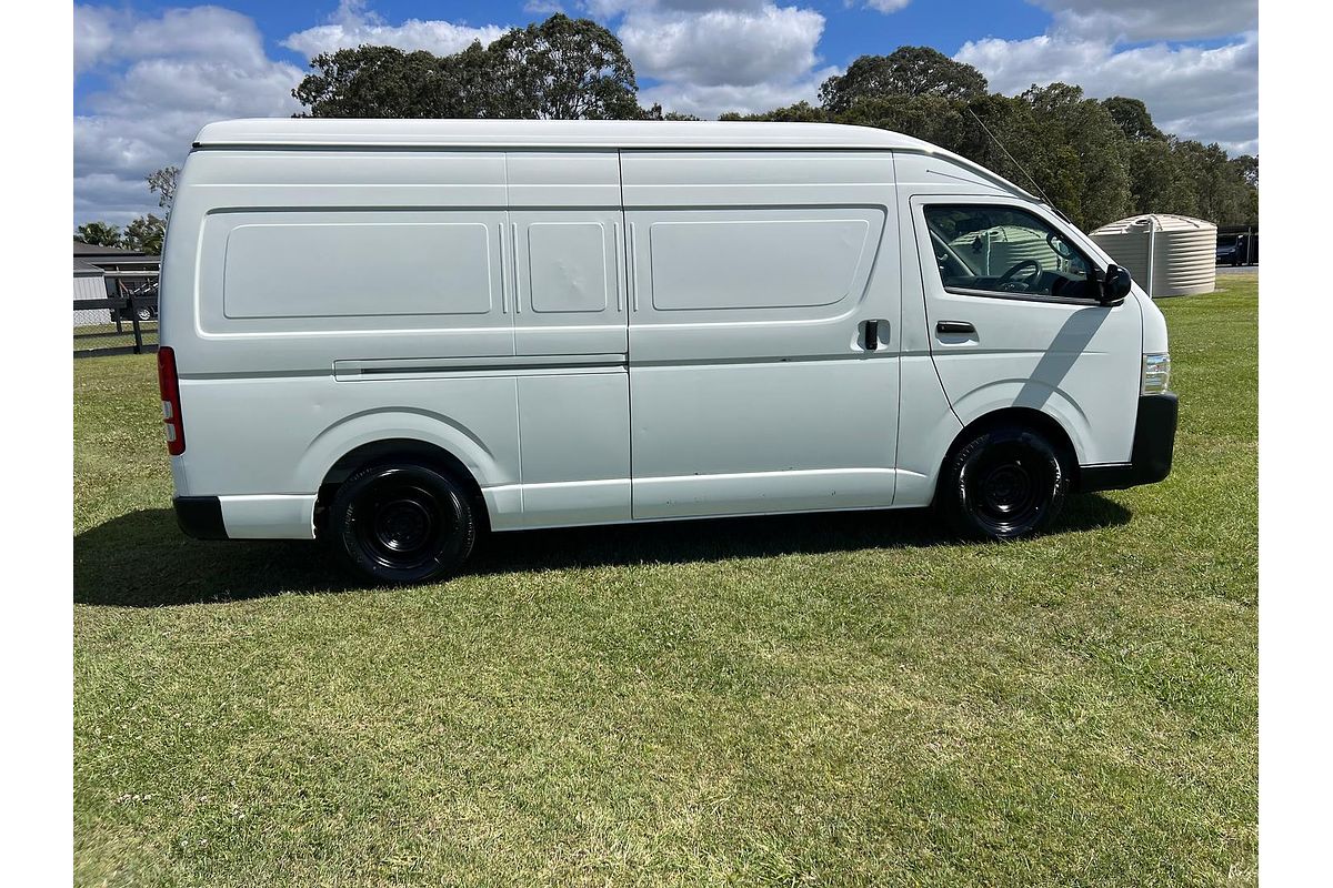 2015 Toyota Hiace KDH221R ELWB