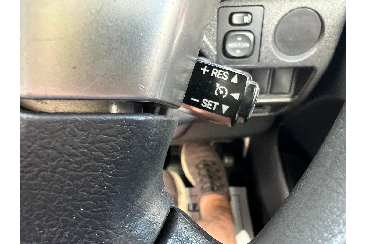 2015 Toyota Hiace KDH221R ELWB
