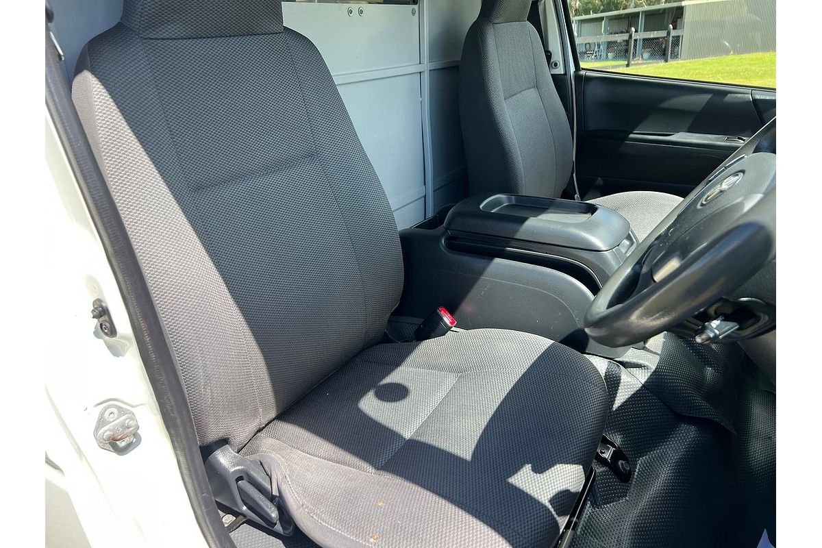 2015 Toyota Hiace KDH221R ELWB