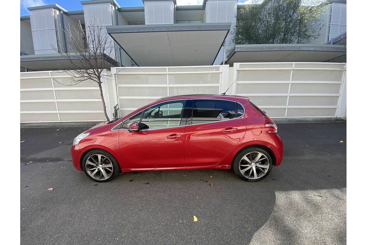 2014 Peugeot 208 Allure Premium A9