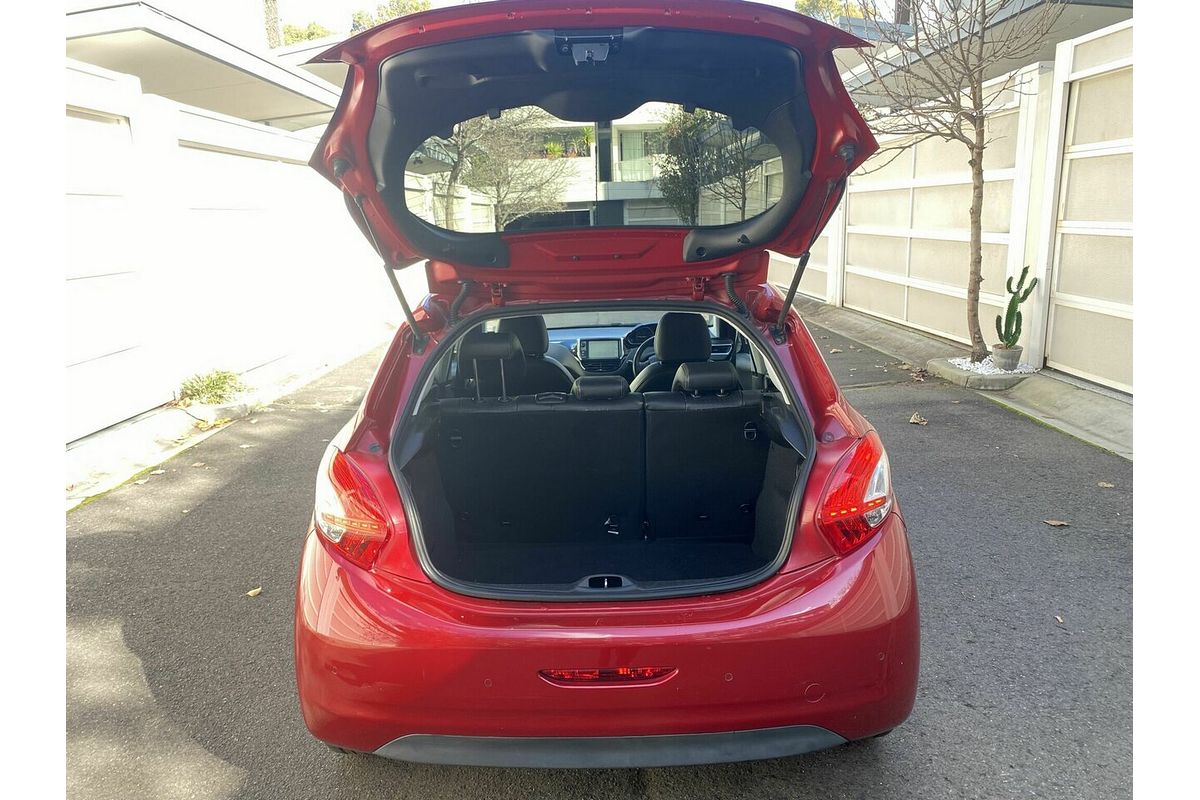 2014 Peugeot 208 Allure Premium A9
