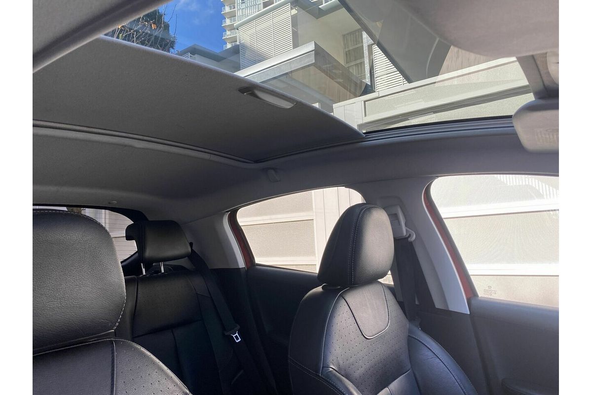 2014 Peugeot 208 Allure Premium A9