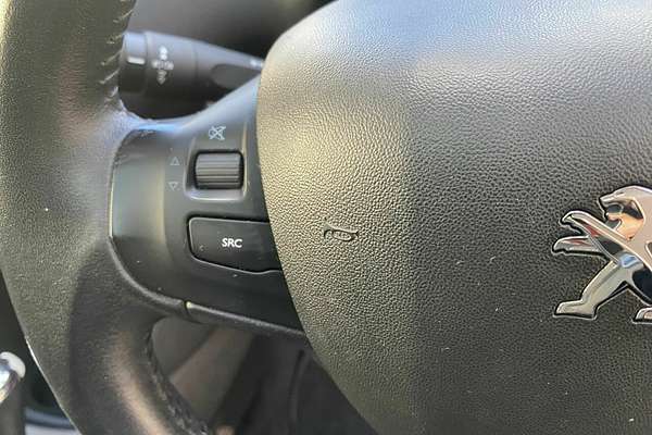 2014 Peugeot 208 Allure Premium A9