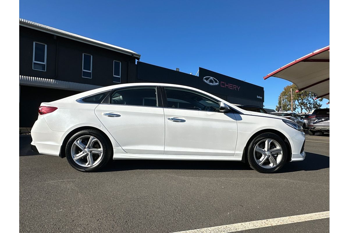 2018 Hyundai Sonata Active LF4