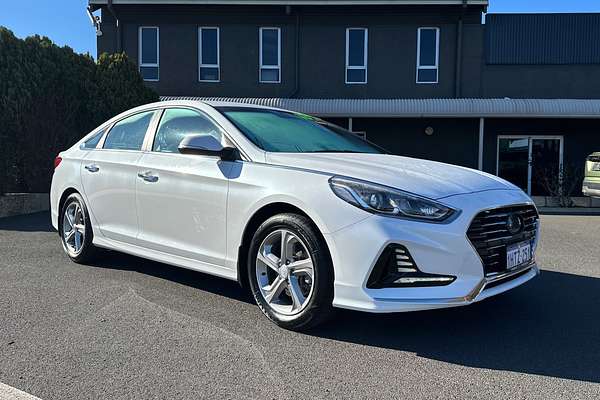 2018 Hyundai Sonata Active LF4
