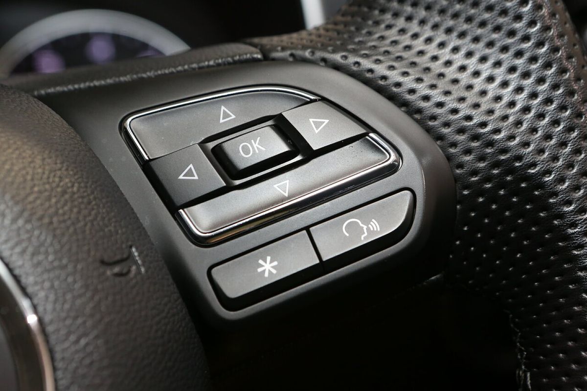 2024 MG ZS Excite AZS1