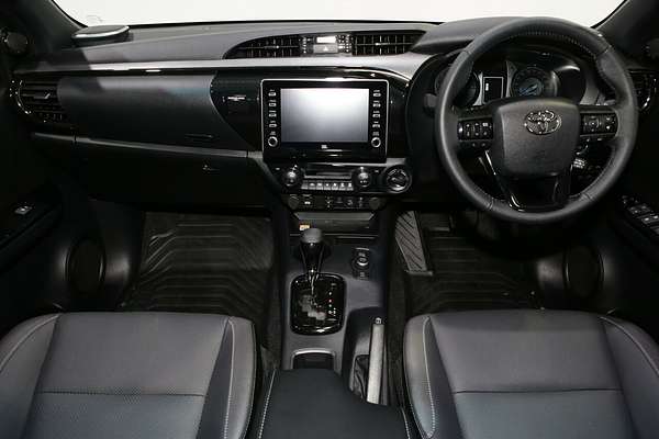 2025 Toyota Hilux Rogue 48V GUN126R 4X4