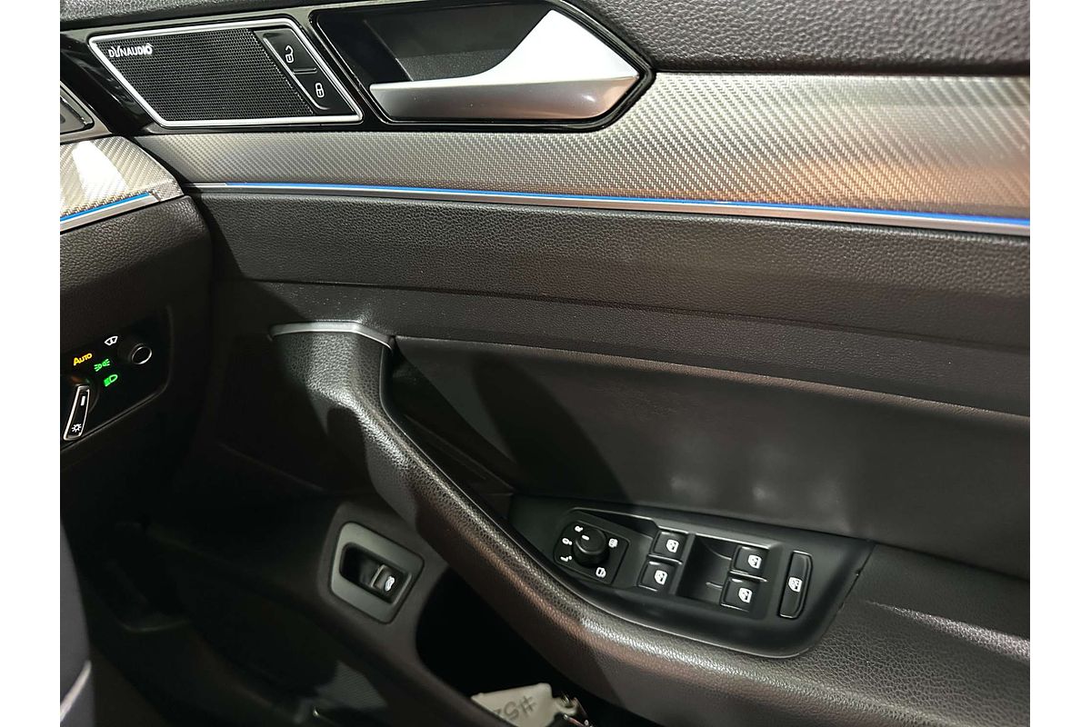 2017 Volkswagen Arteon 206TSI R-Line 3H