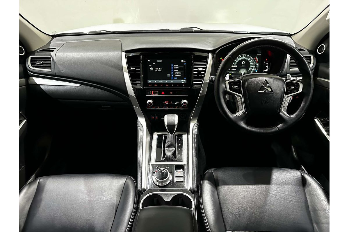 2023 Mitsubishi Pajero Sport GSR QF