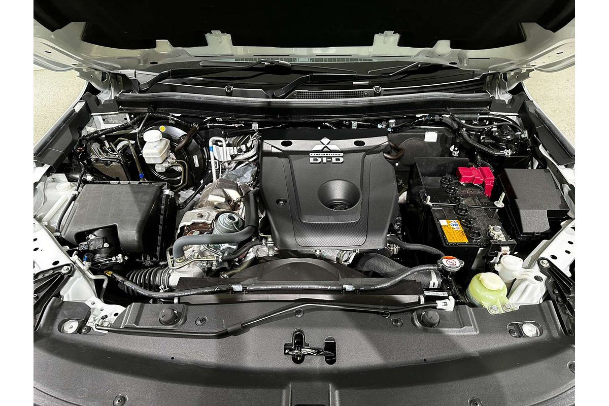 2023 Mitsubishi Pajero Sport GSR QF