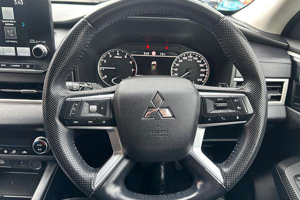 2022 Mitsubishi Outlander LS ZM