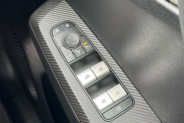 2022 Mitsubishi Outlander LS ZM