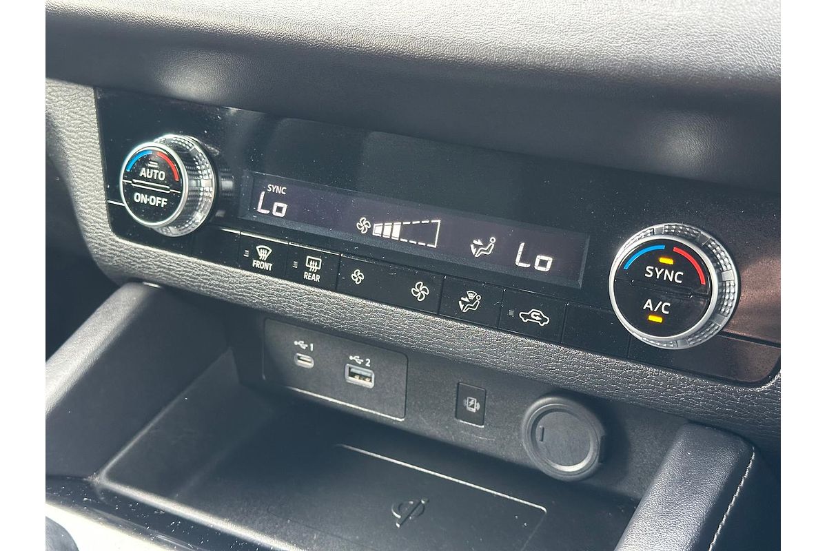 2022 Mitsubishi Outlander LS ZM