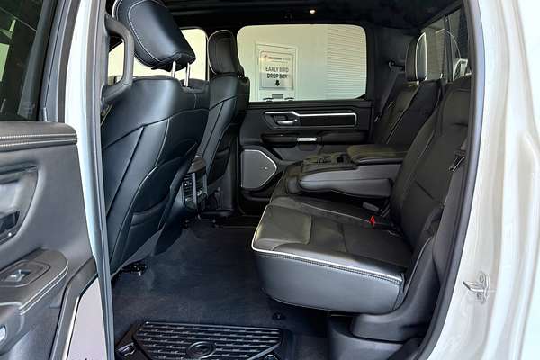 2025 RAM 1500 Laramie Sport Hurricane SO RamBox DT 4X4 SWB