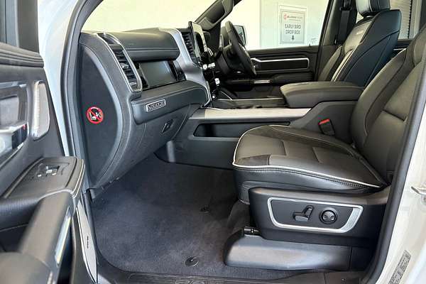 2025 RAM 1500 Laramie Sport Hurricane SO RamBox DT 4X4 SWB