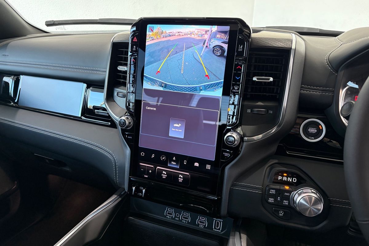 2025 RAM 1500 Laramie Sport Hurricane SO RamBox DT 4X4 SWB
