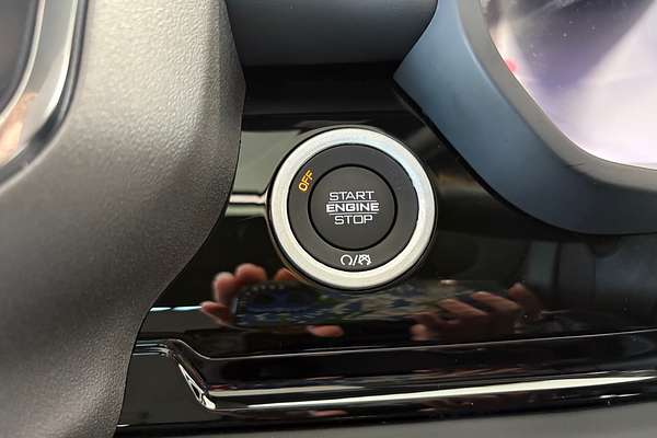 2025 RAM 1500 Laramie Sport Hurricane SO RamBox DT 4X4 SWB