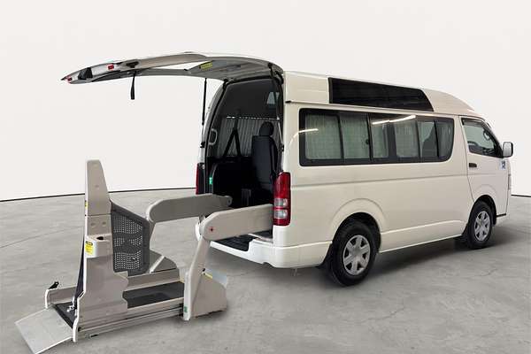 2013 Toyota Hiace Welcab