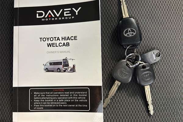 2013 Toyota Hiace Welcab